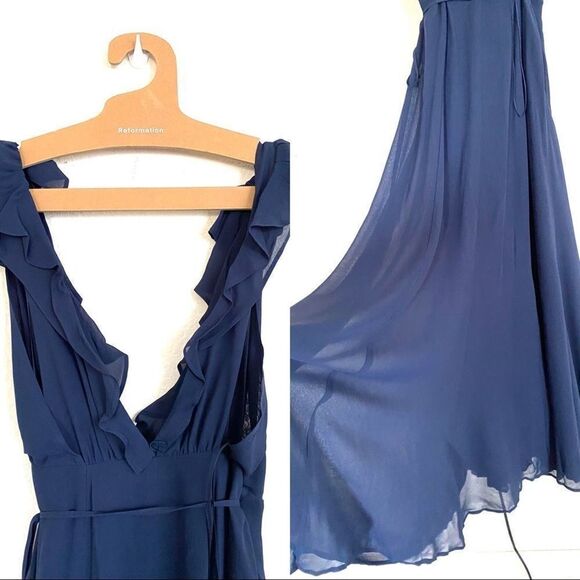 Reformation Peppermint Maxi Dress in Navy size XSP - Picture 5 of 16